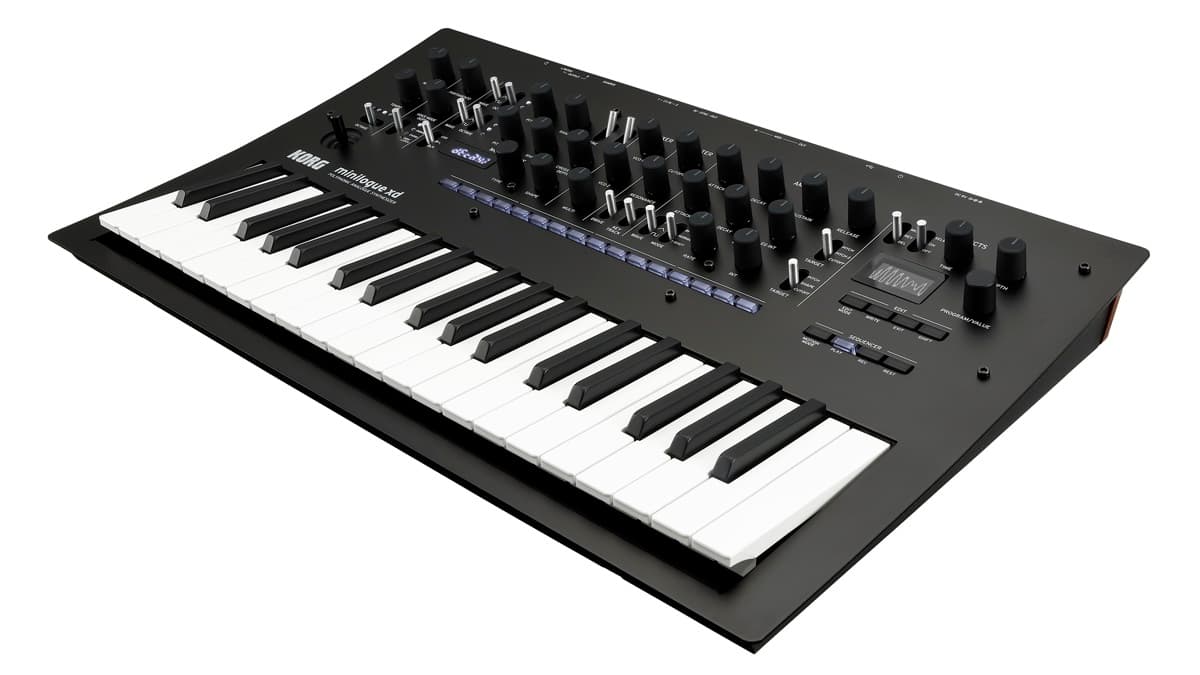 Lineup of the best hardware synthesizers of 2026, including the Korg Minilogue XD, Moog Messenger, and Sequential Take 5