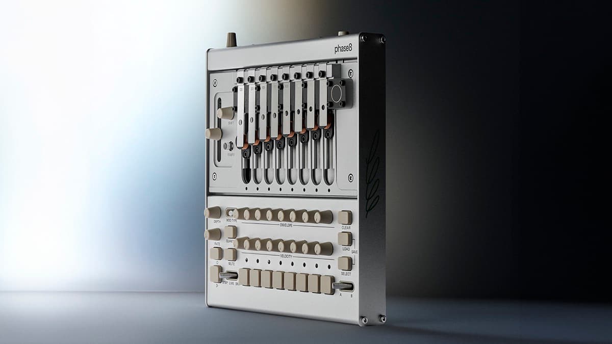 Korg phase8 acoustic synthesizer with steel resonators