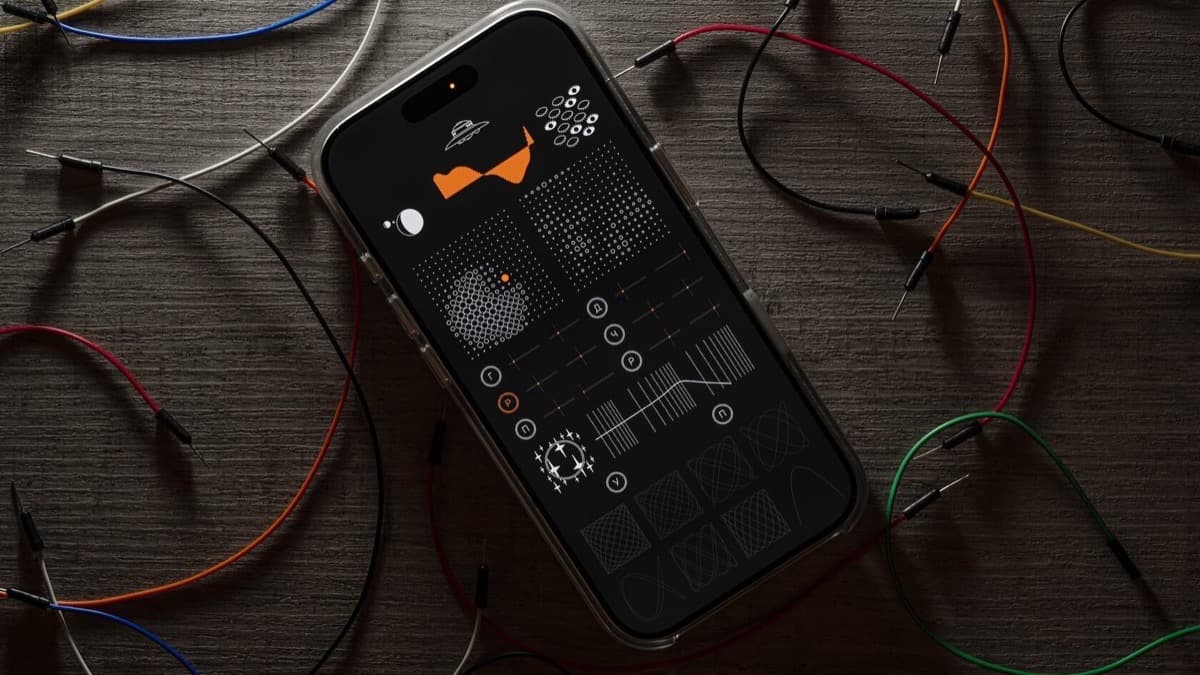 Sentient neural-network synthesizer by Valery Mironov